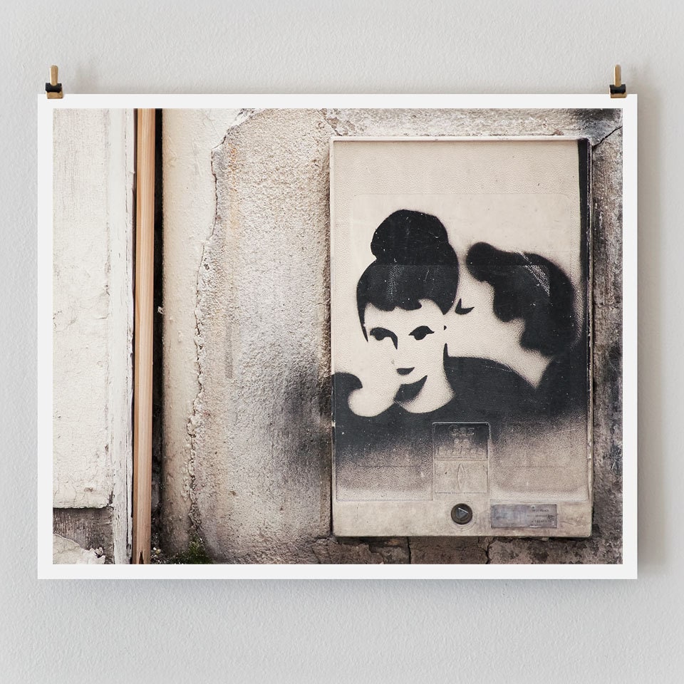 Paris Photography, Graffiti Kiss Large Art Print, Modern Wall Art, Minimalist Paris Print, Gift for Girlfriend, Valentine's Gift for Women
